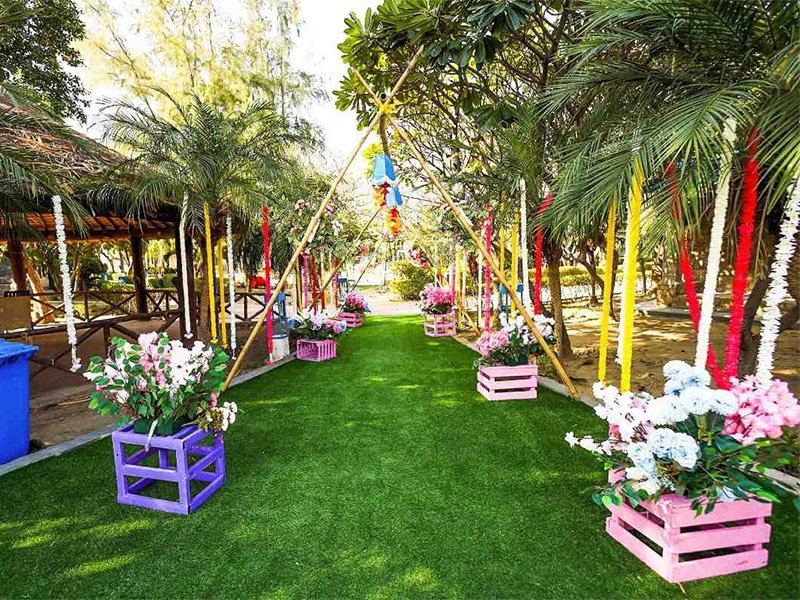 Grand Entryway Wedding Decoration