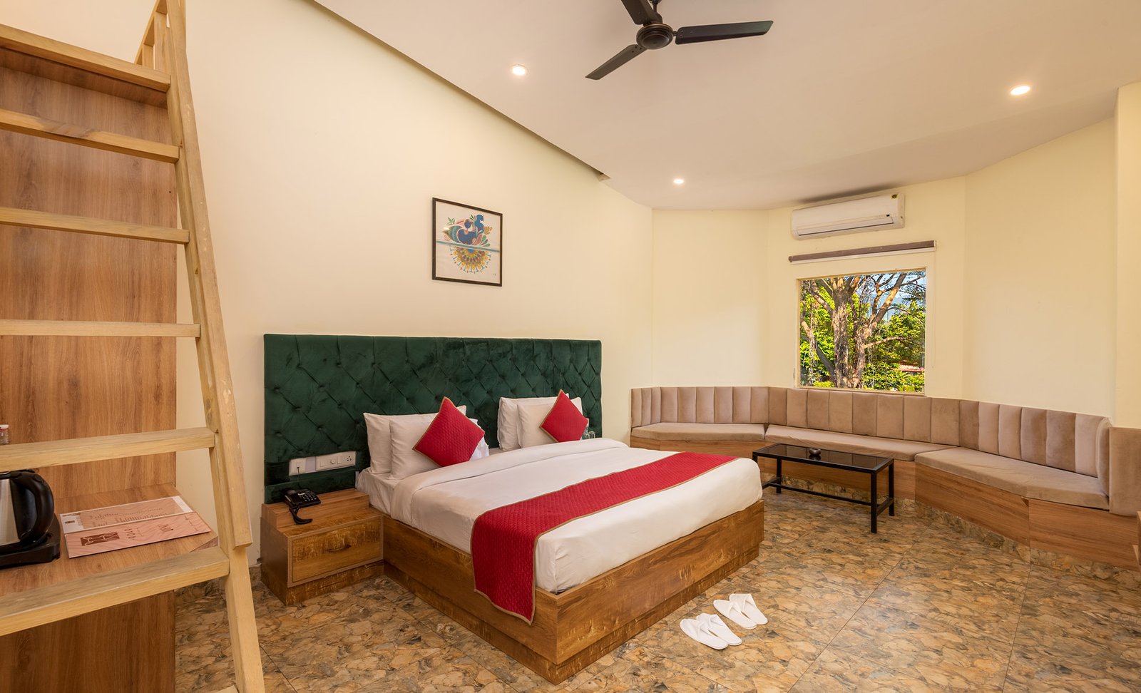 Accommodation - Roar Resort