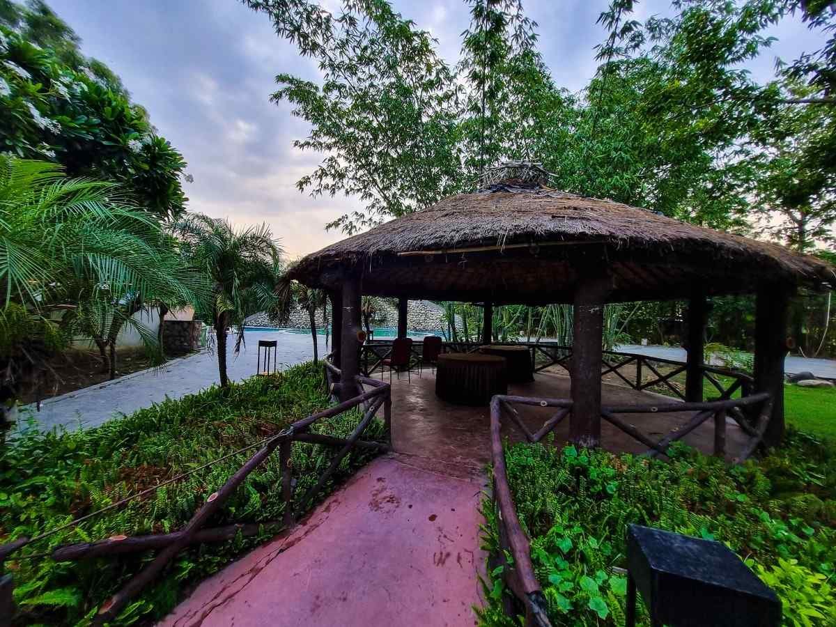 Elegant Traditional Mandap