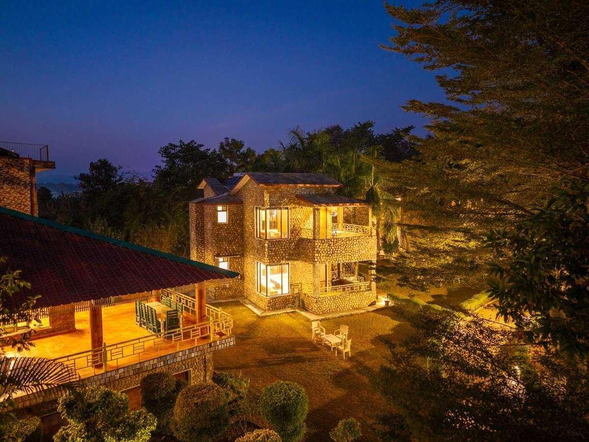 Resort Pathway Lights